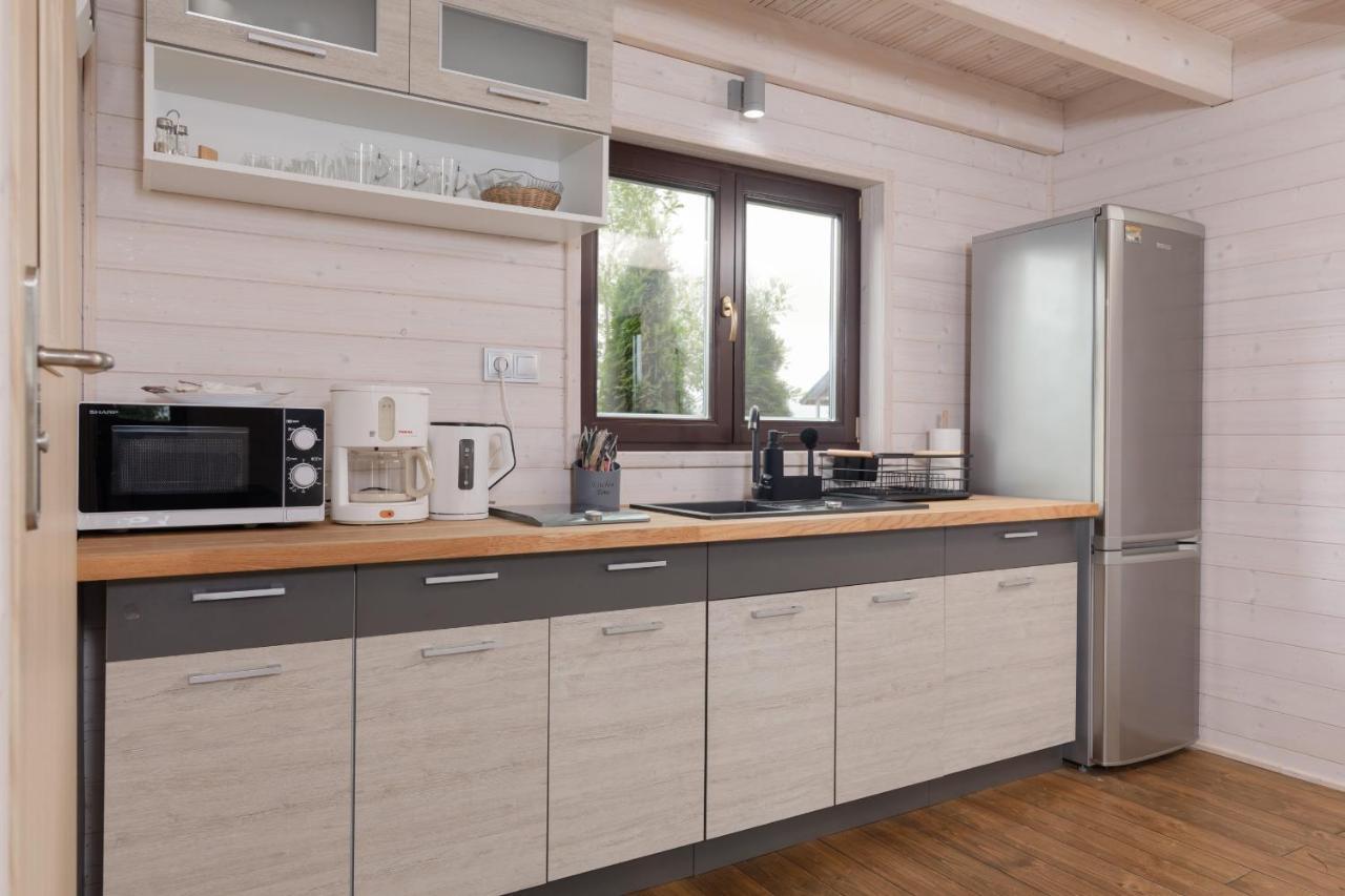 Strzezenice Domek Wakacyjny By Noclegi Renters المظهر الخارجي الصورة
